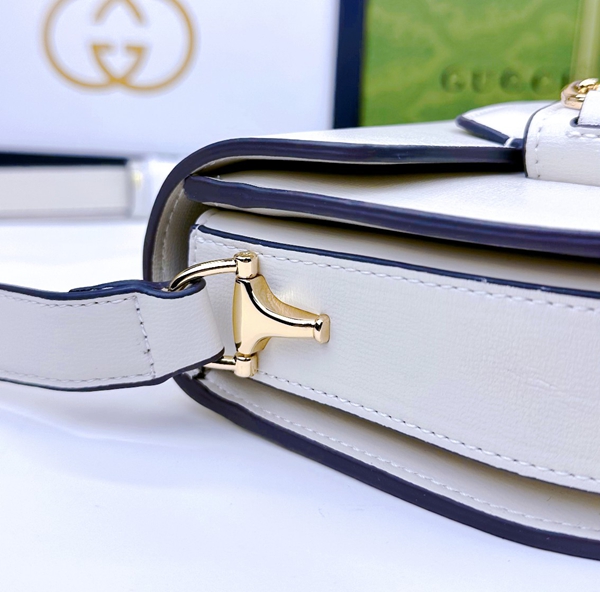 激安グッチバッグコピー角部分ディテール